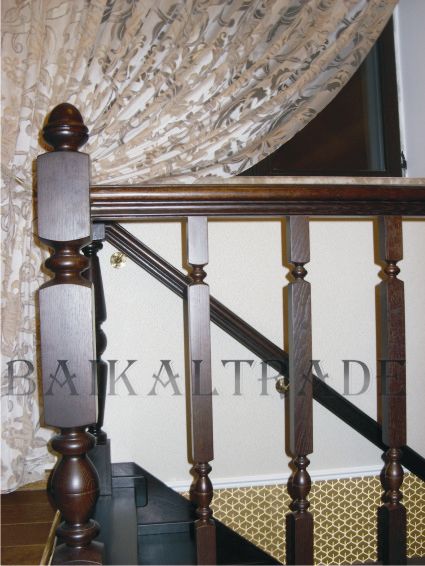 Дубовая лестница